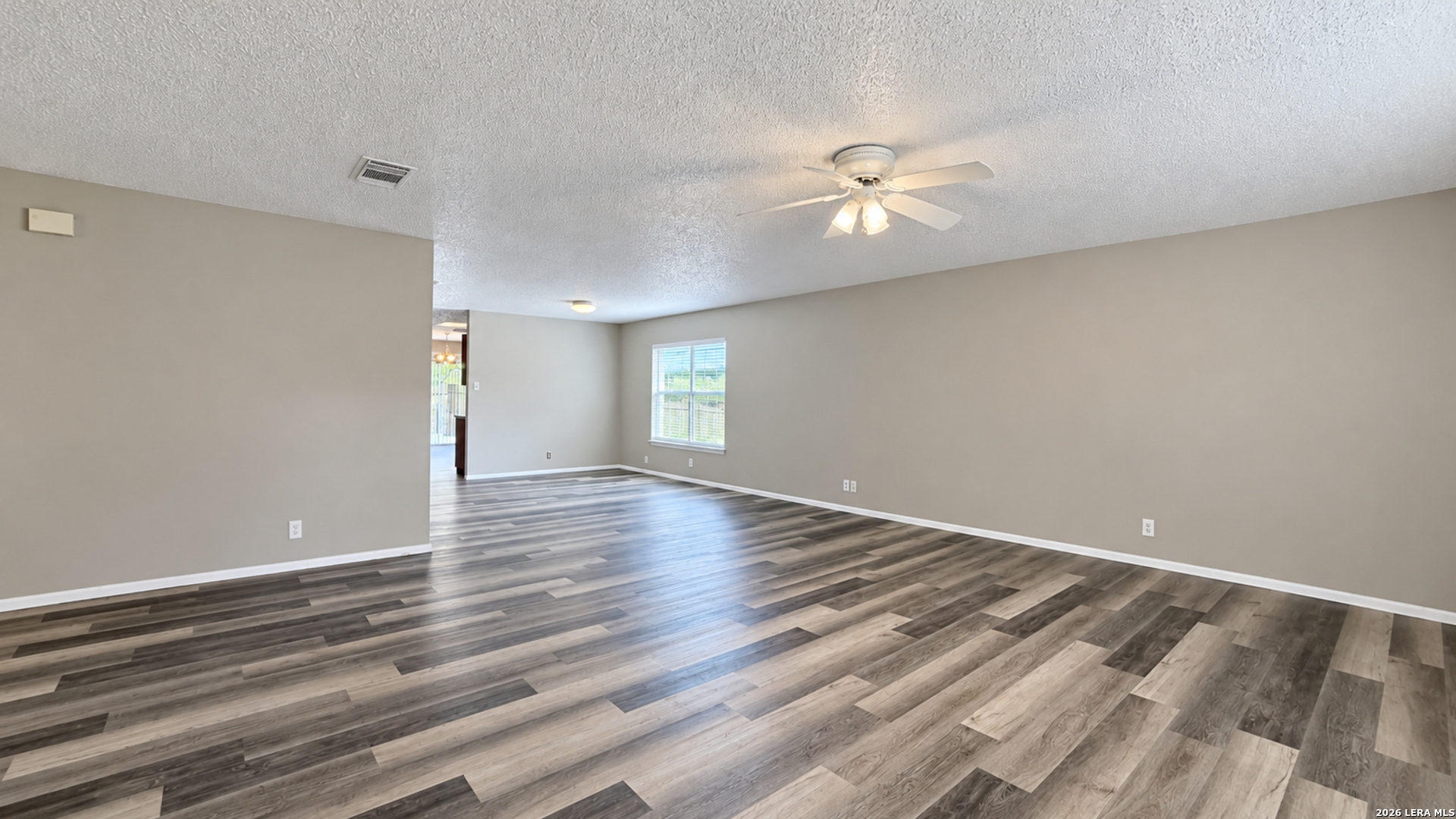 8131 Brisbane, Converse, TX 78109