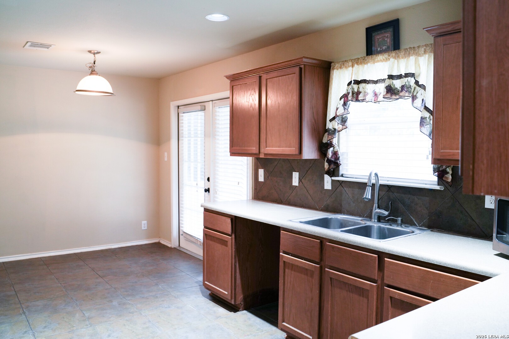 11719 Wayward Daisy, San Antonio, TX 78245