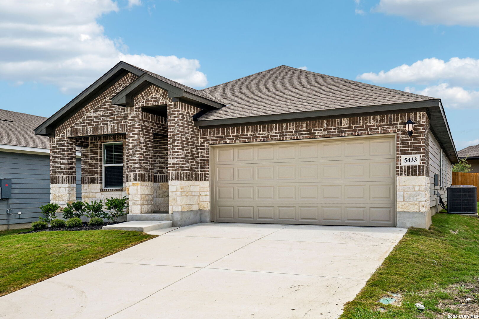 5433 Wrangler Way, Marion, TX 78124