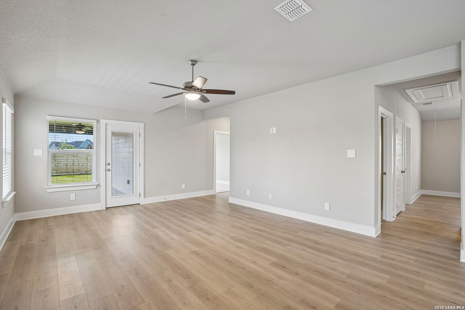 5433 Wrangler Way, Marion, TX 78124