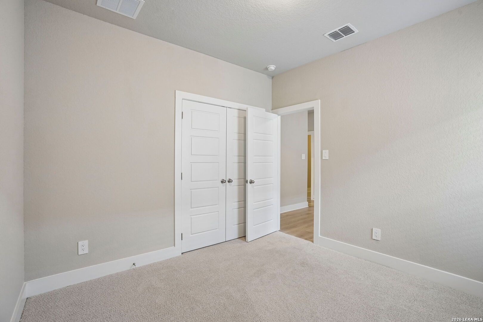 5433 Wrangler Way, Marion, TX 78124