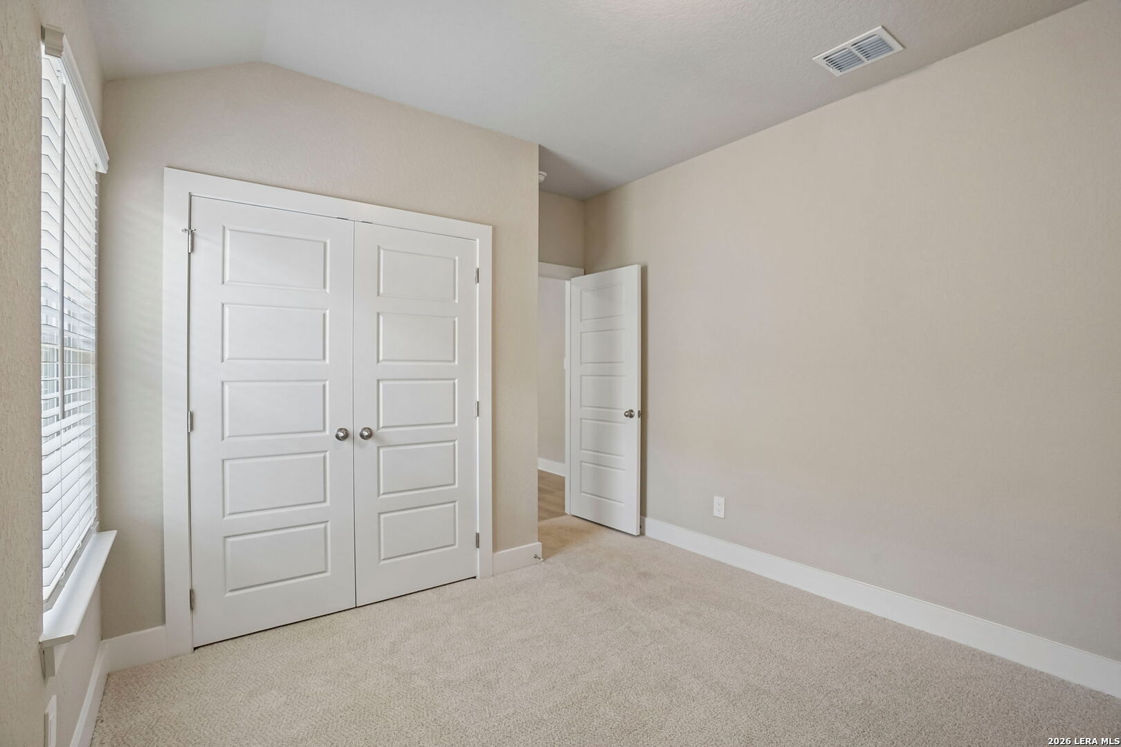 5433 Wrangler Way, Marion, TX 78124