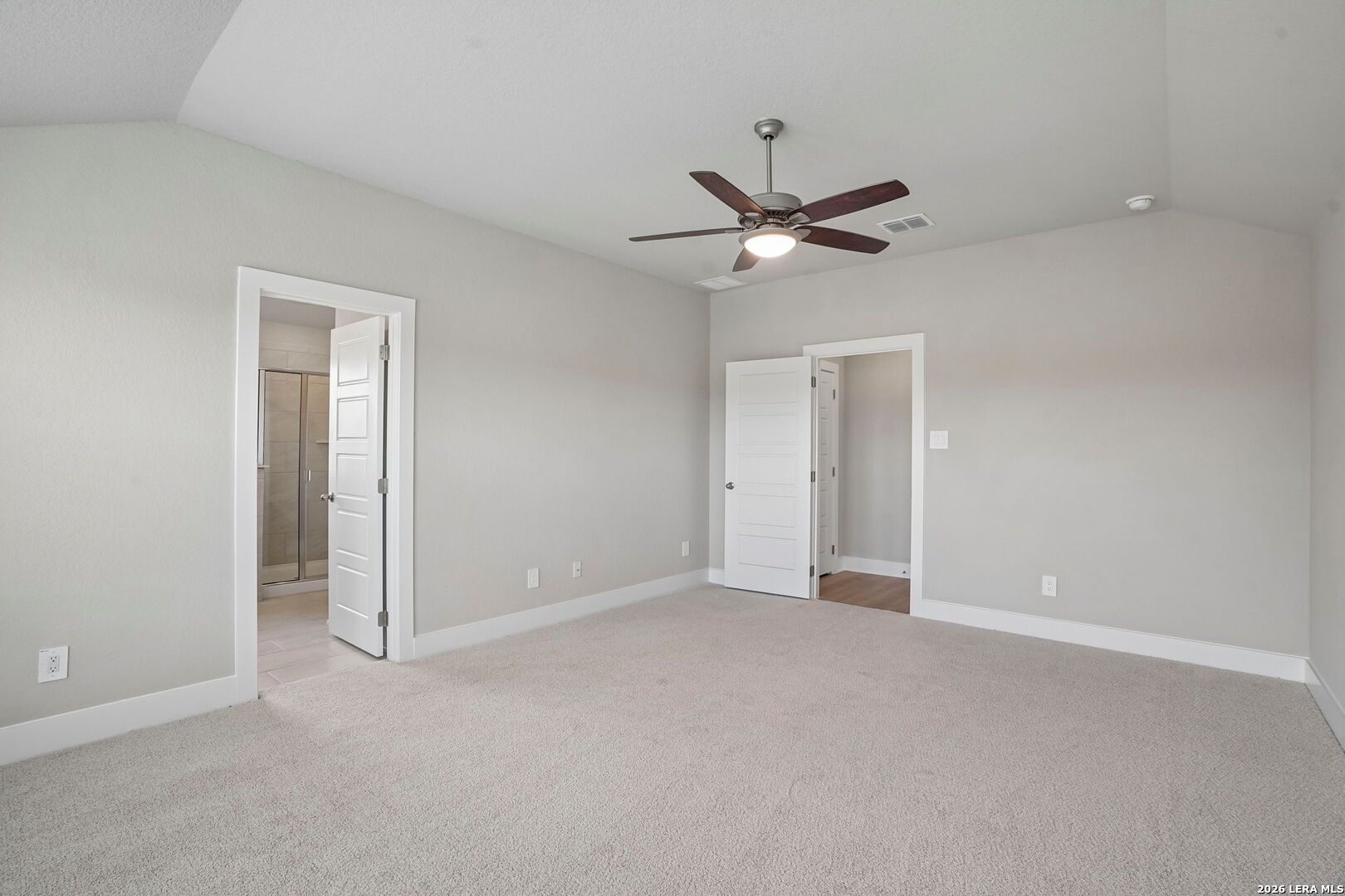5433 Wrangler Way, Marion, TX 78124