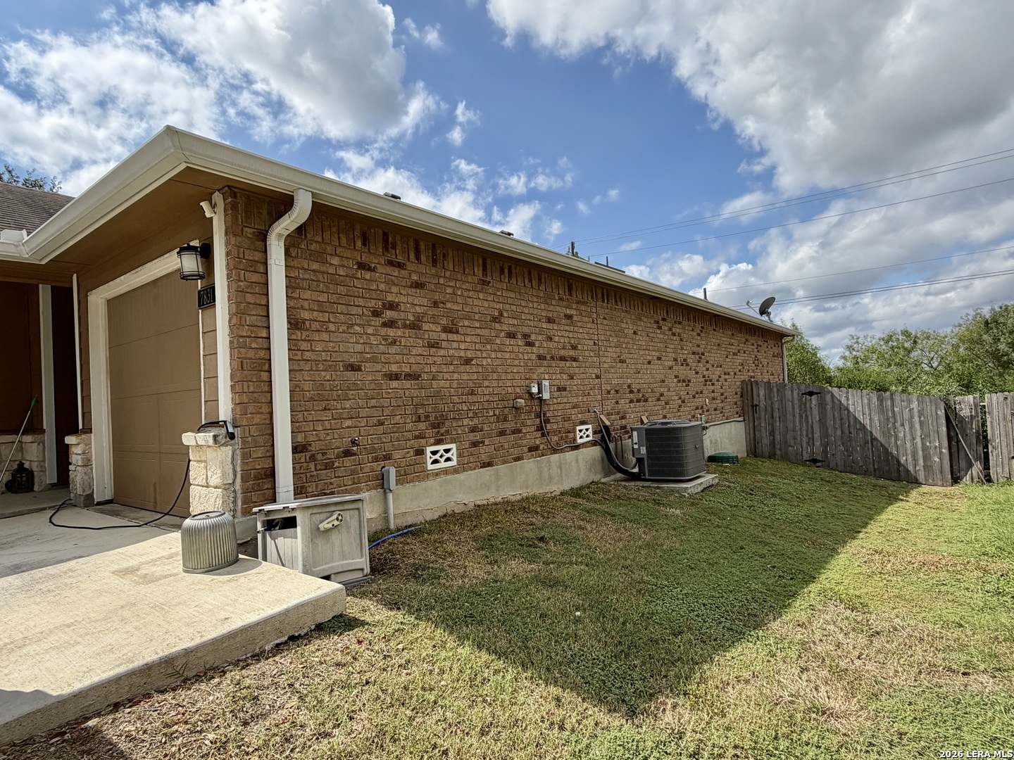 7831 JUNO HEIGHTS, San Antonio, TX 78252