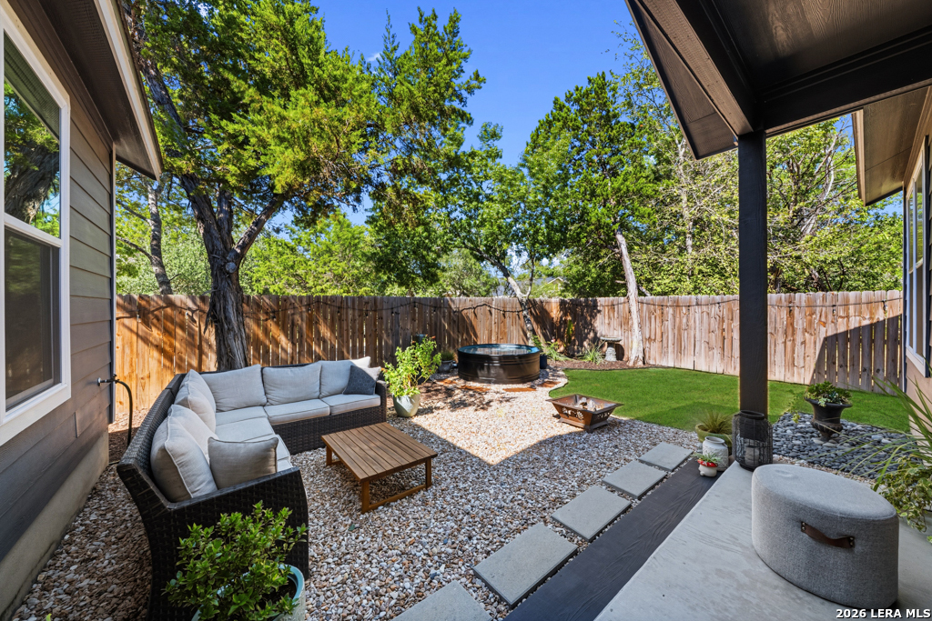 4 HAPPY HOLLOW CT, Wimberley, TX 78676