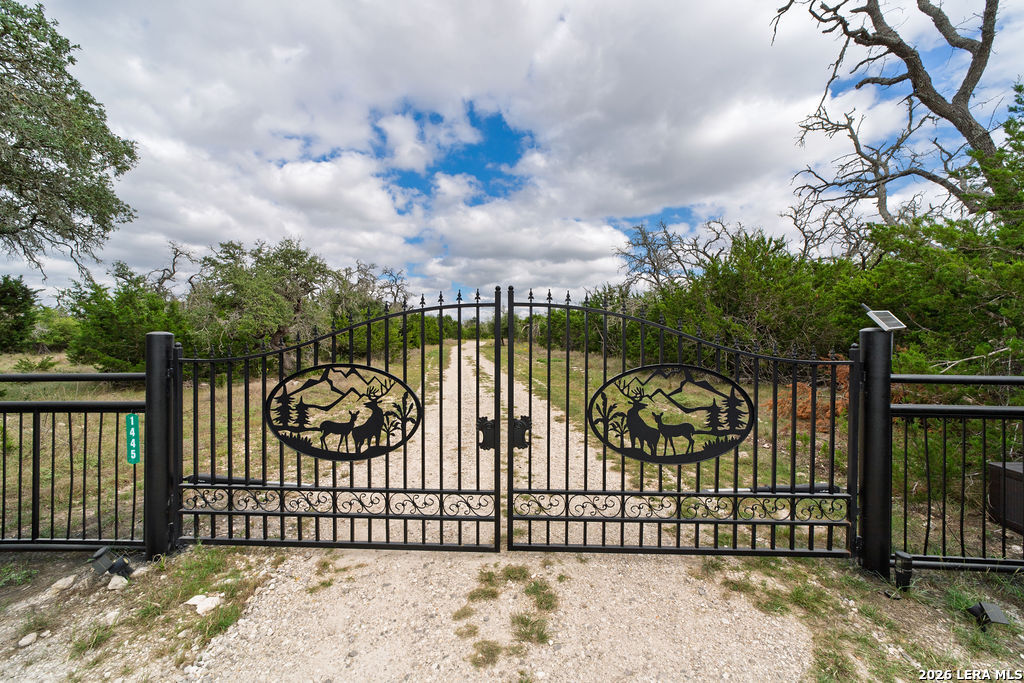 1445 FM 479, Harper, TX 78631