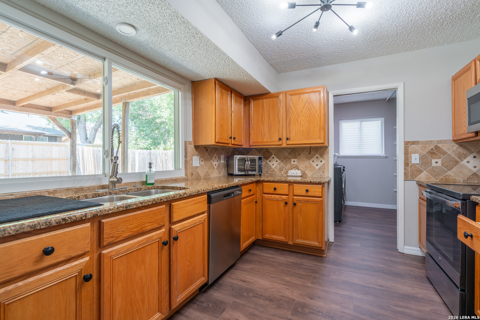 5914 FREEMANS FARM ST, San Antonio, TX 78233