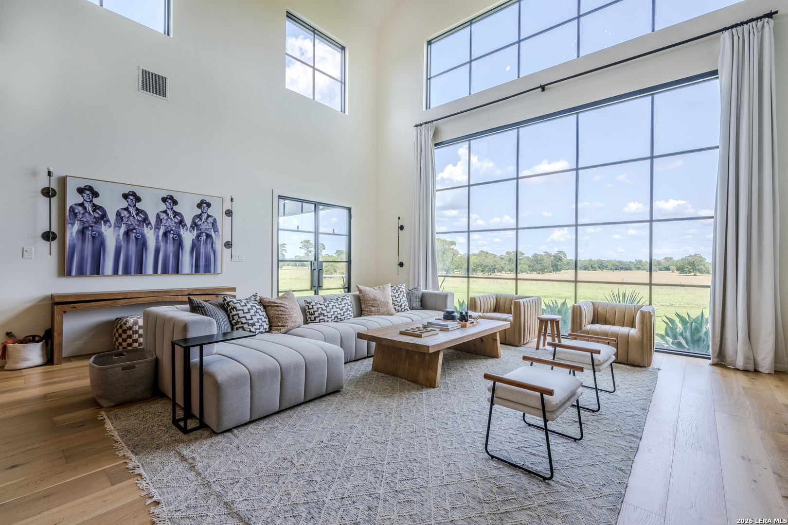 1071 private road 1090, Hallettsville, TX 77964