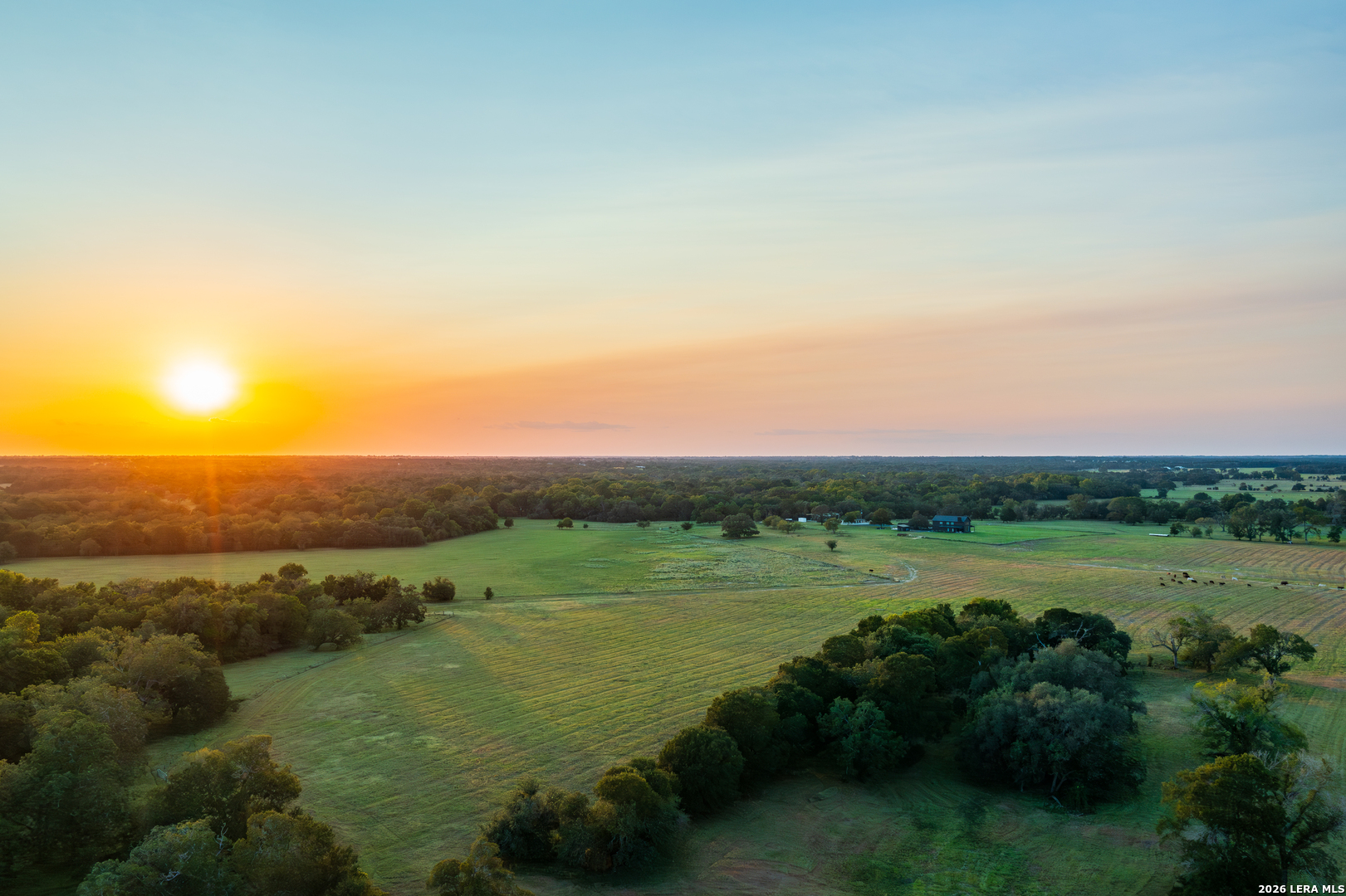 1071 private road 1090, Hallettsville, TX 77964