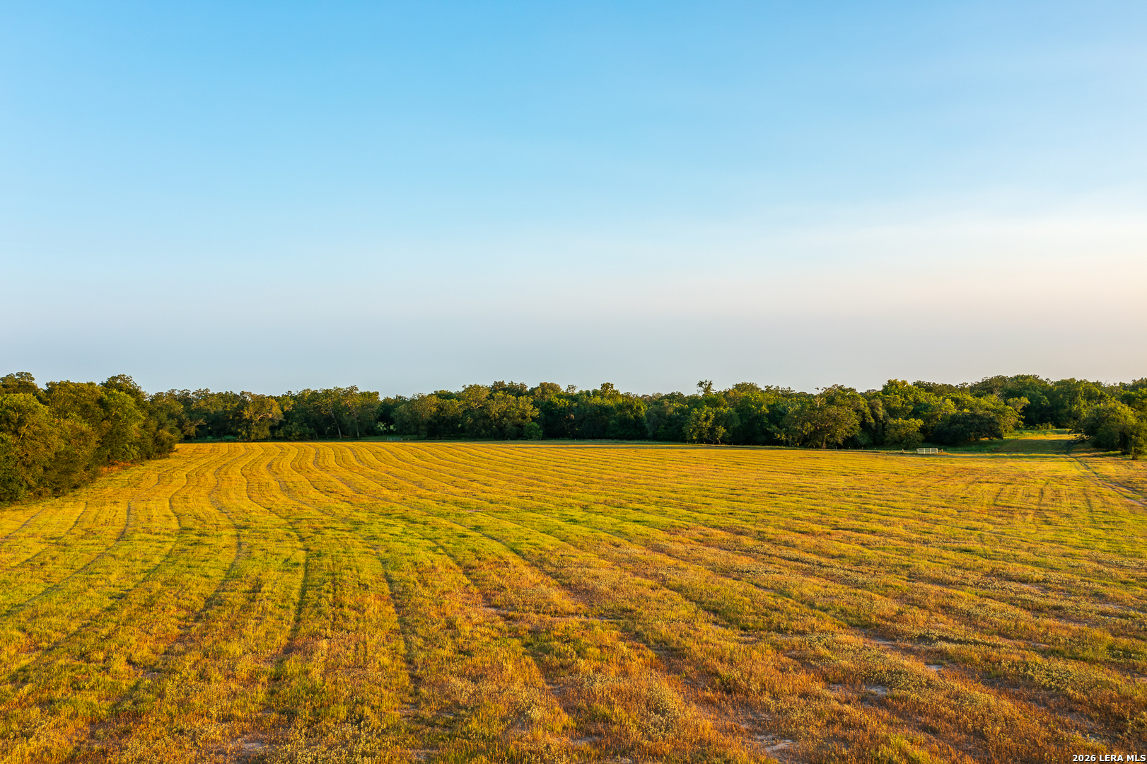 1071 private road 1090, Hallettsville, TX 77964