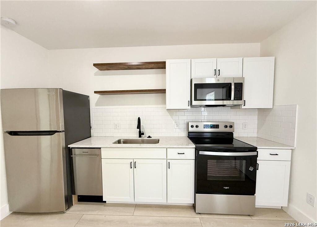 2204 W SAN ANTONIO ST, #4, New Braunfels, TX 78130