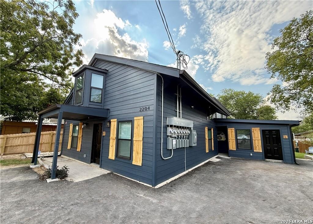 2204 W SAN ANTONIO ST, #4, New Braunfels, TX 78130