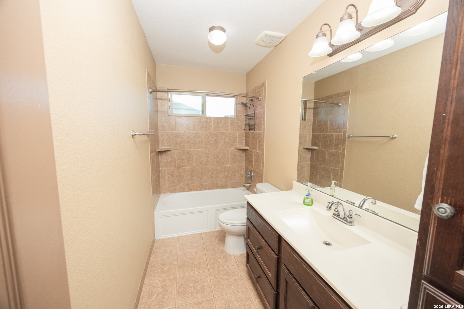 1405 County Road 251, Hondo, TX 78861