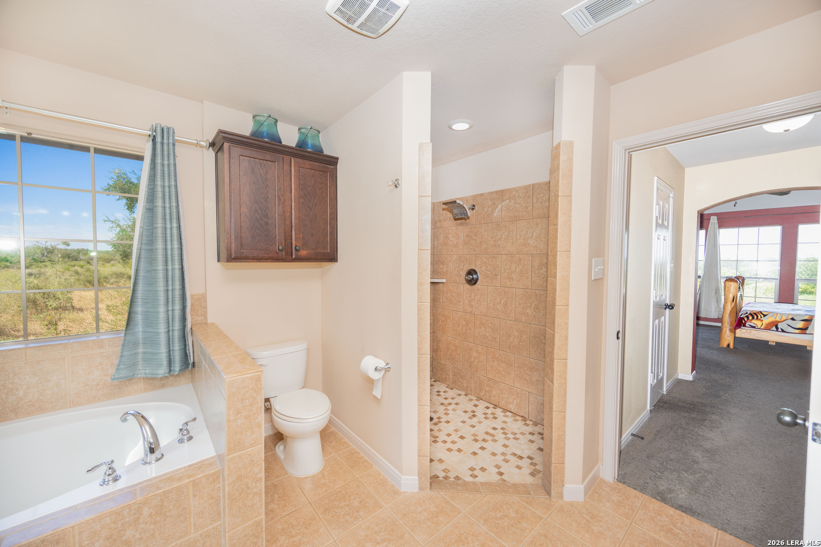 1405 County Road 251, Hondo, TX 78861