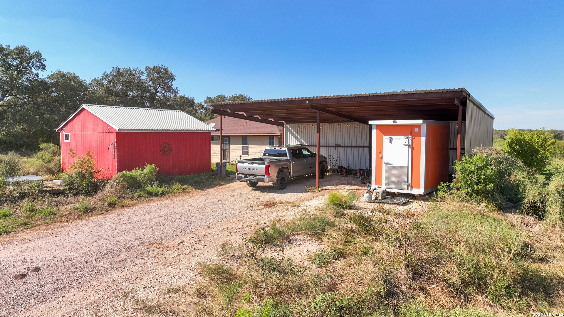 1405 County Road 251, Hondo, TX 78861