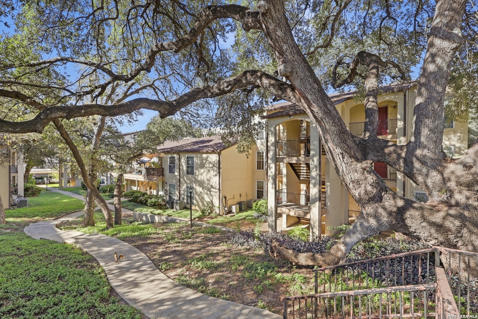 8702 VILLAGE DR, #103, San Antonio, TX 78217