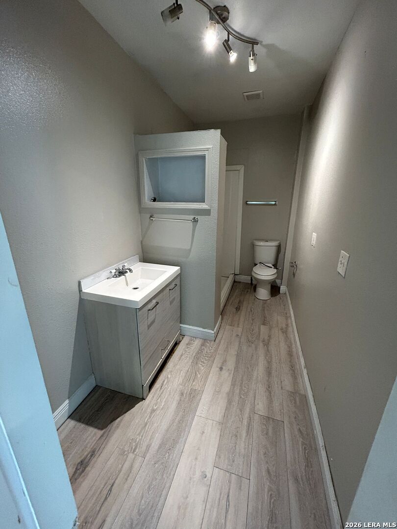 507 Berkshire, San Antonio, TX 78210