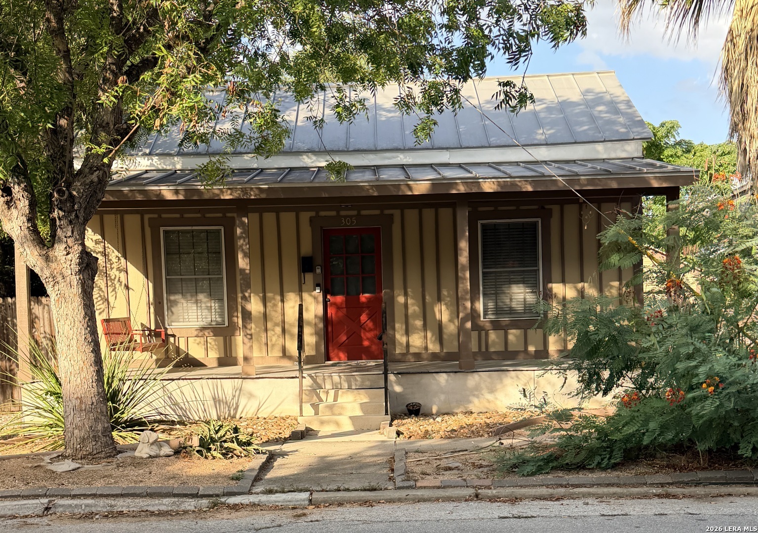 Property photo for 305 BARRERA ST, San Antonio, TX