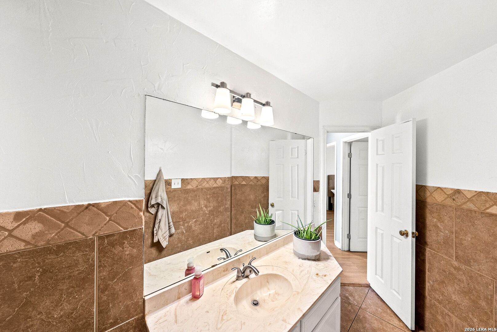 12087 Stoney Smt, San Antonio, TX 78247
