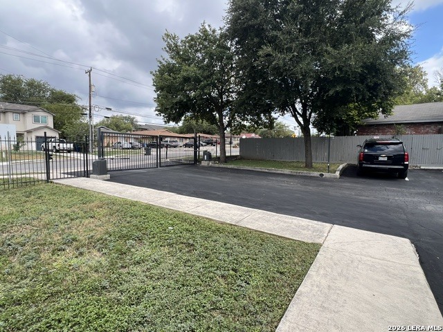 11106 BEL AIR DR, San Antonio, TX 78213