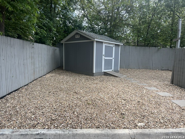 11106 BEL AIR DR, San Antonio, TX 78213
