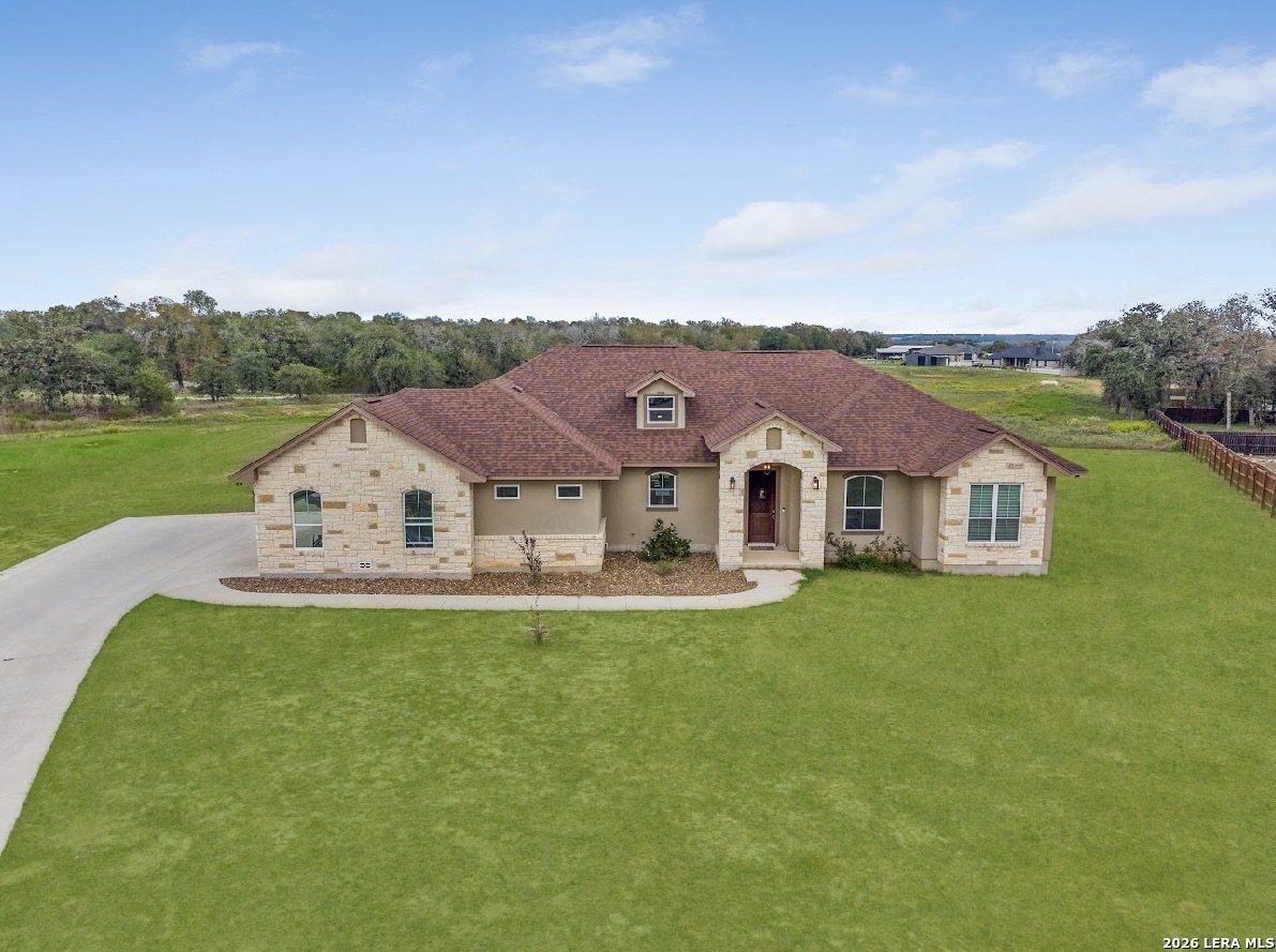 Property photo for 108 HUNTING RIDGE DR, La Vernia, TX
