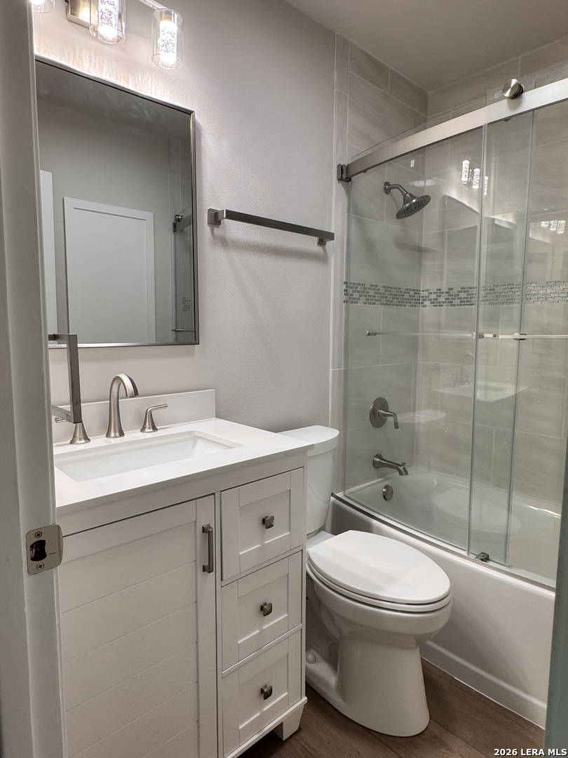 325 BENTWOOD DR, Boerne, TX 78006