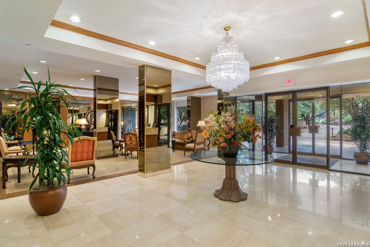 7887 Broadway, #707, San Antonio, TX 78209