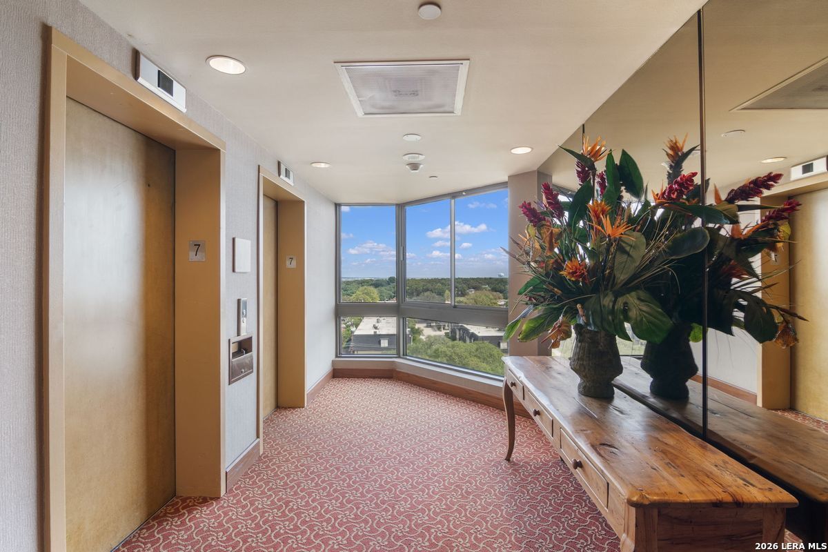 7887 Broadway, #707, San Antonio, TX 78209