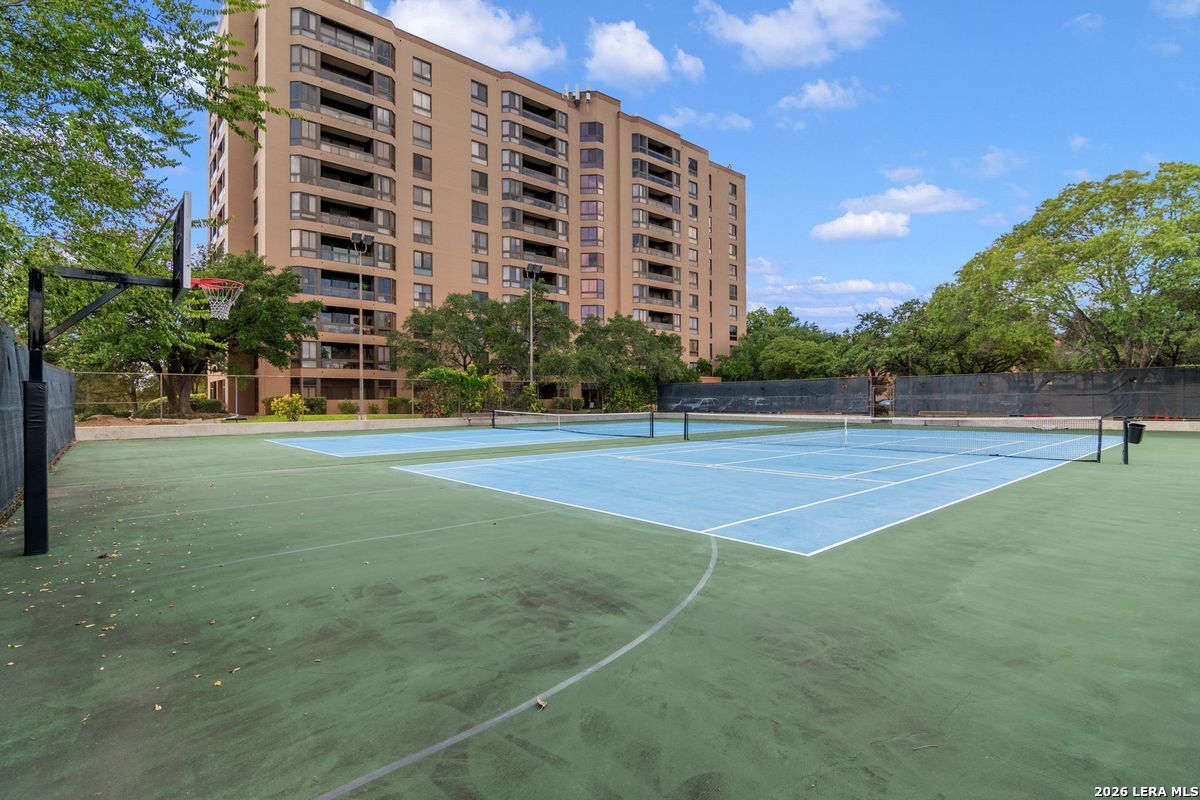 7887 Broadway, #707, San Antonio, TX 78209