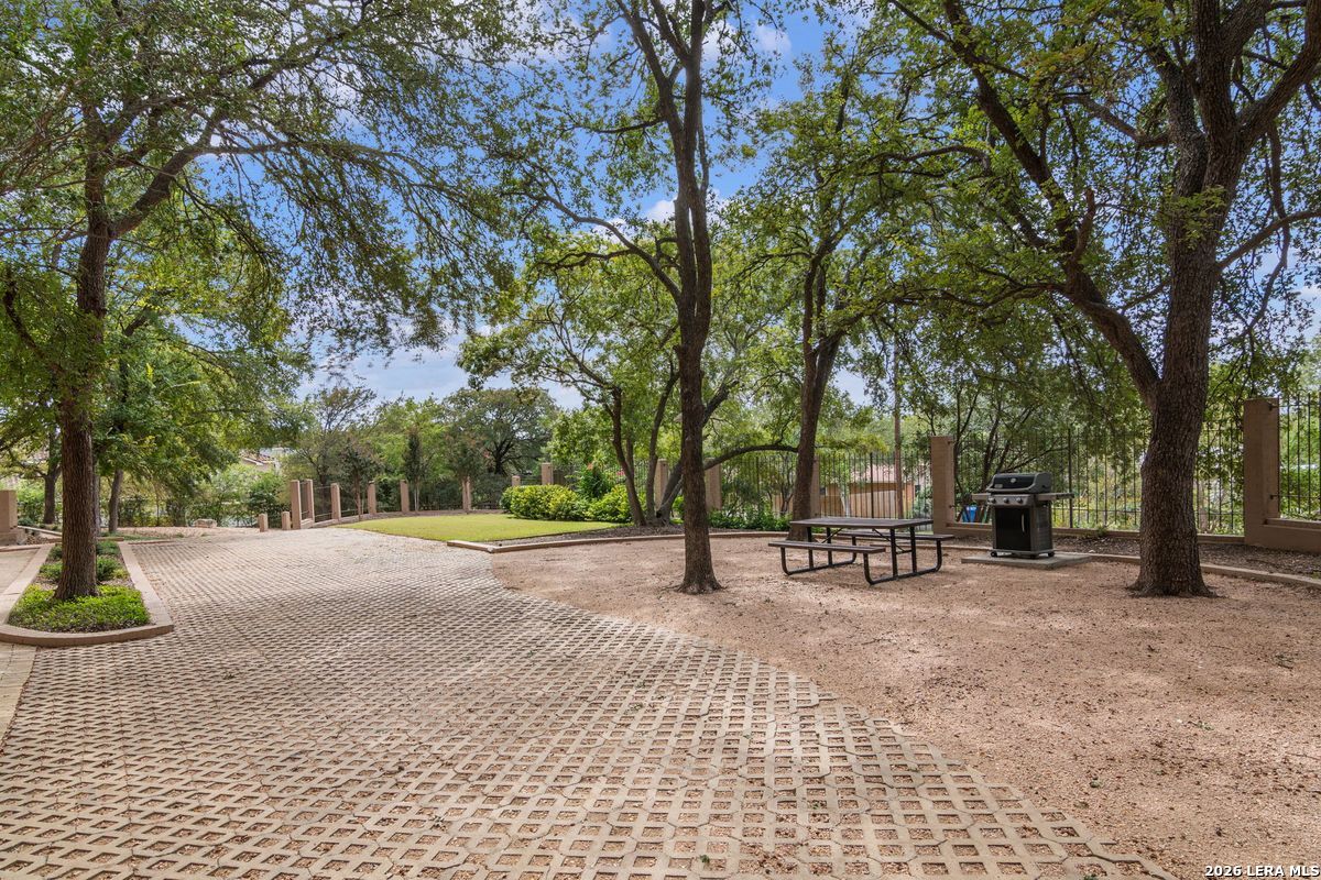 7887 Broadway, #707, San Antonio, TX 78209