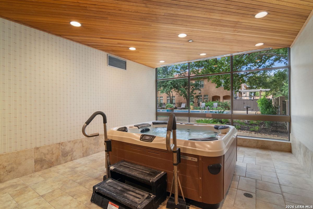 7887 Broadway, #707, San Antonio, TX 78209