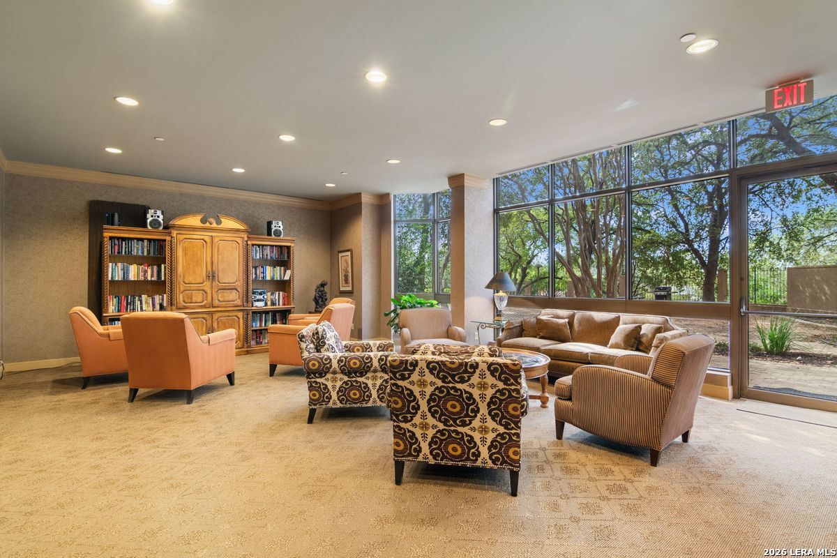 7887 Broadway, #707, San Antonio, TX 78209