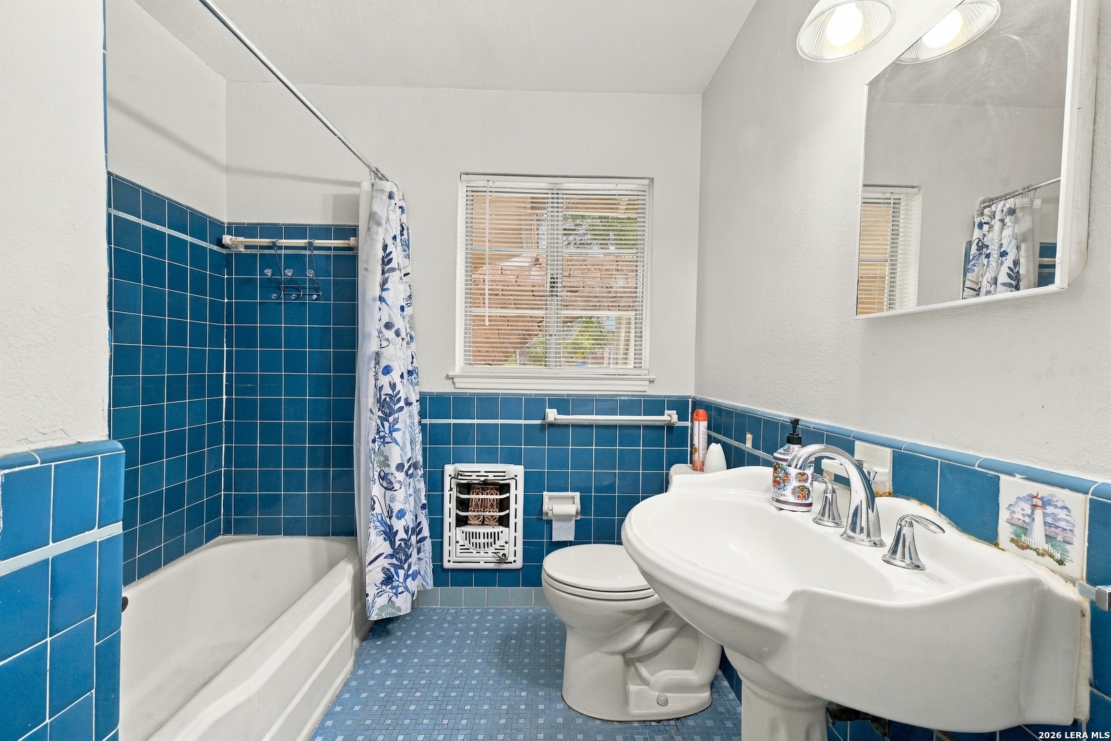 410 North Dr, San Antonio, TX 78201