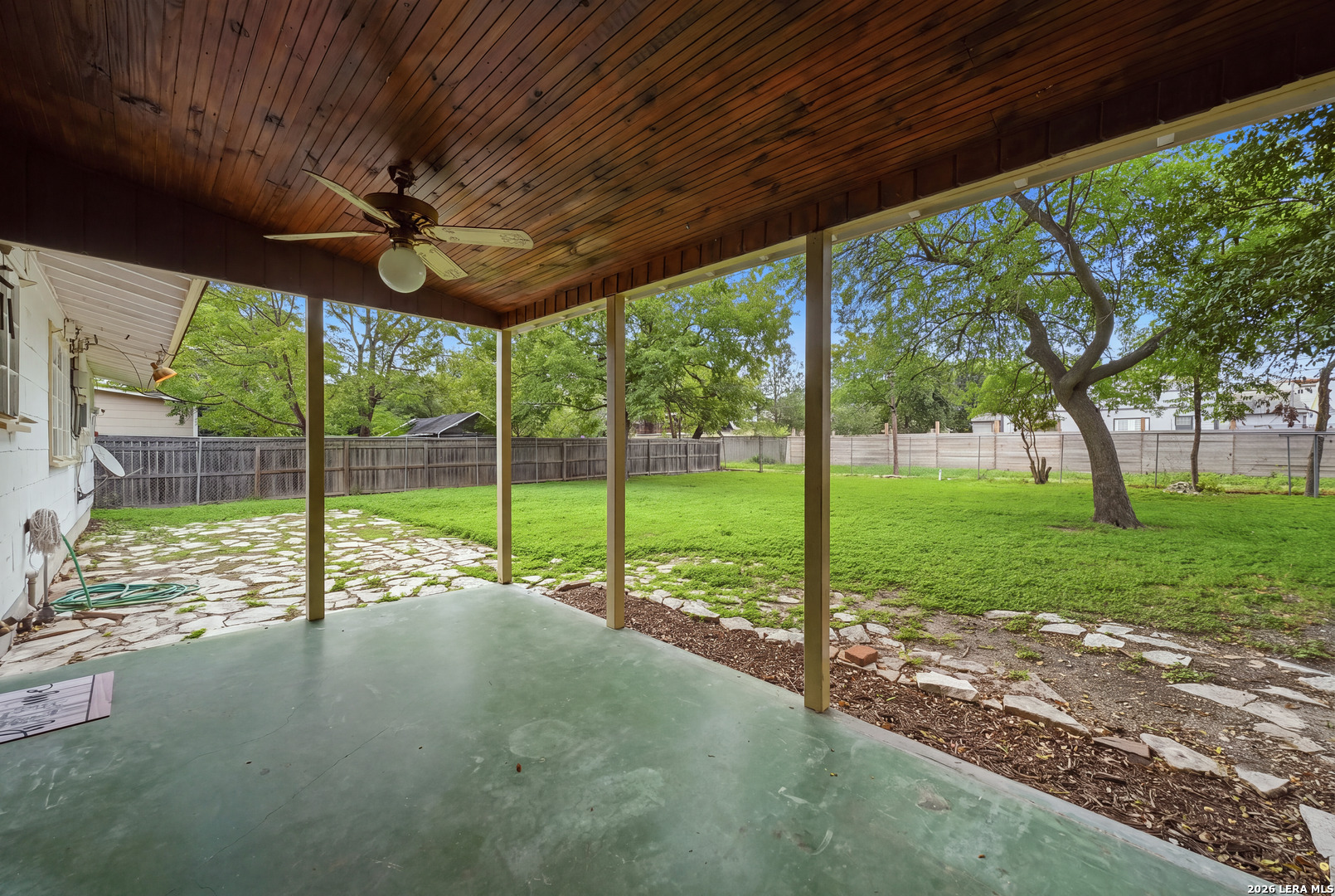 410 North Dr, San Antonio, TX 78201
