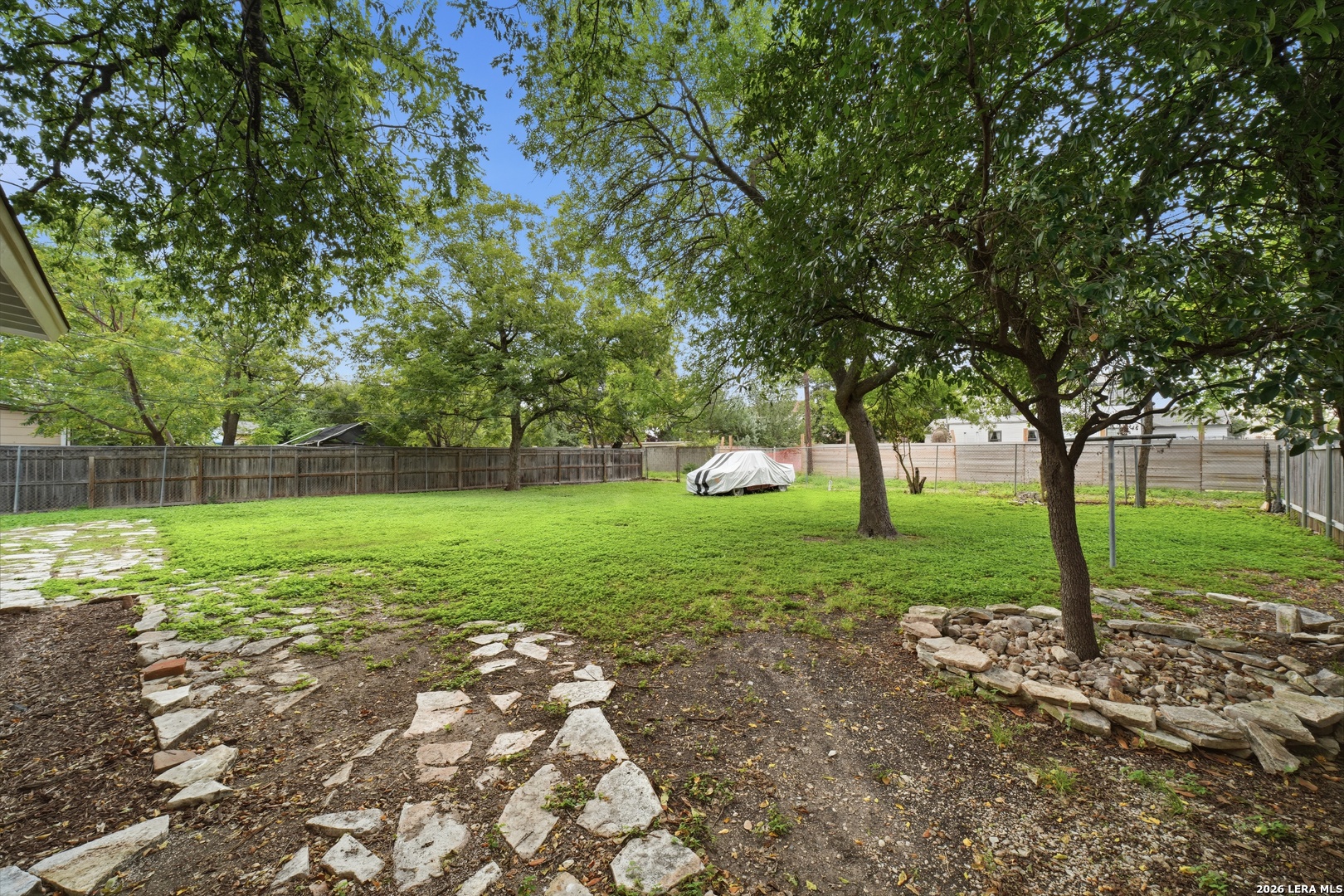 410 North Dr, San Antonio, TX 78201
