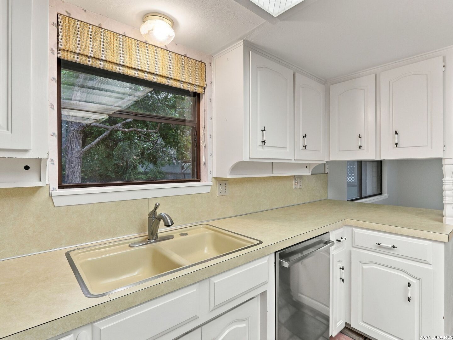 1744 Glen Road, Kerrville, TX 78028