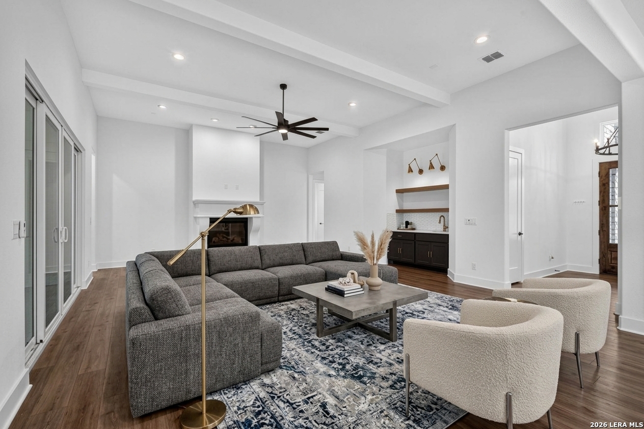 909 Annabelle Ave, Bulverde, TX 78163