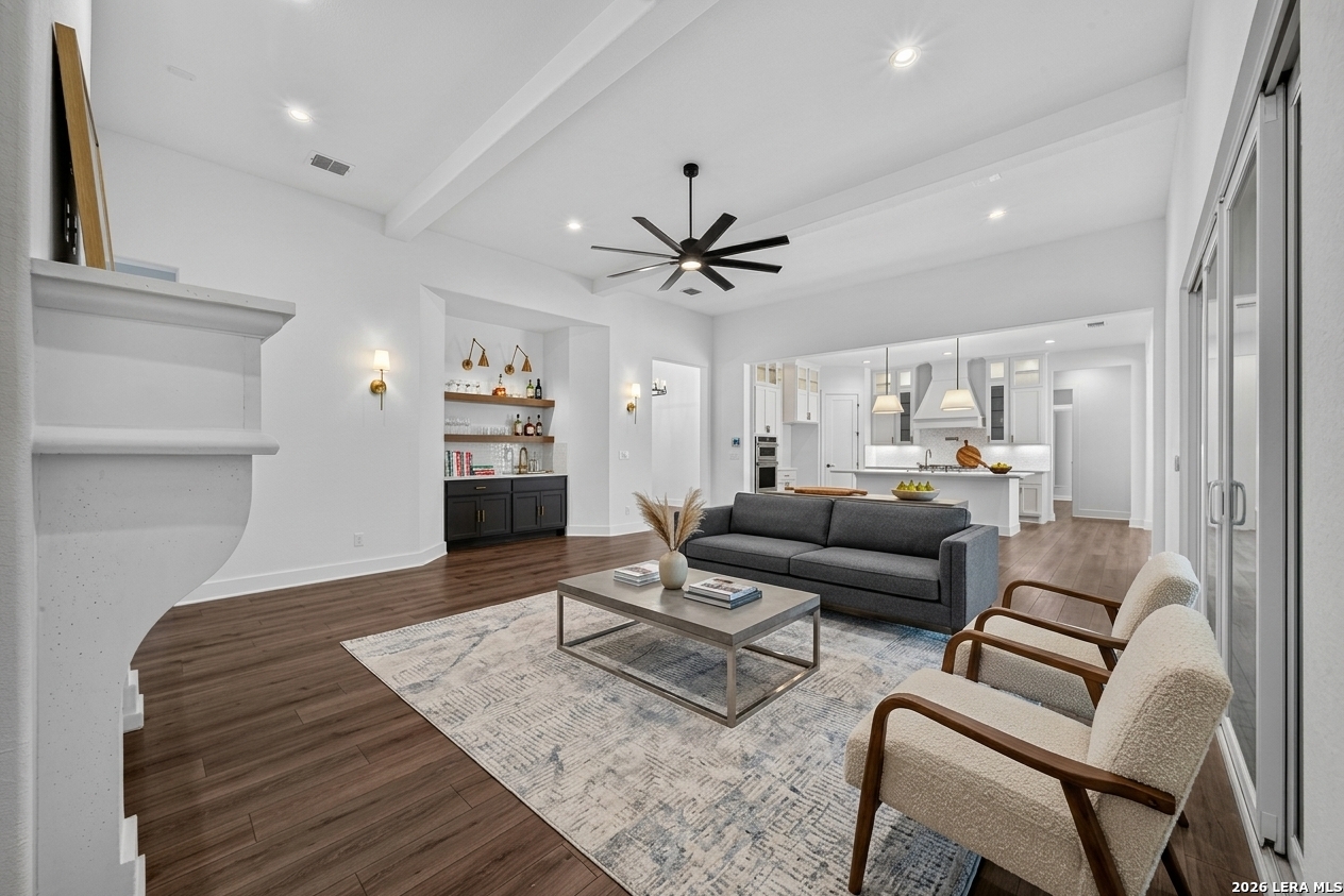 909 Annabelle Ave, Bulverde, TX 78163
