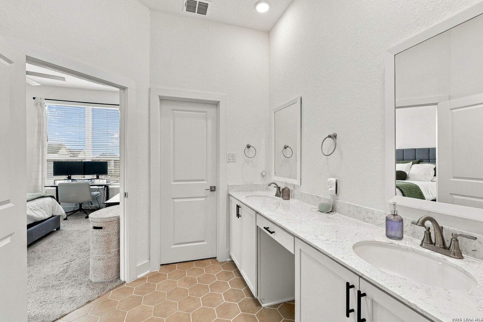 8851 Oakland Rd, #74, San Antonio, TX 78240