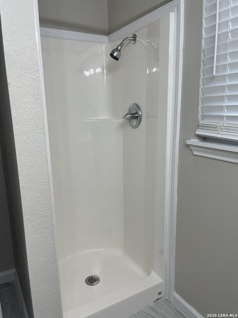202 W LANGLEY BLVD, Universal City, TX 78148