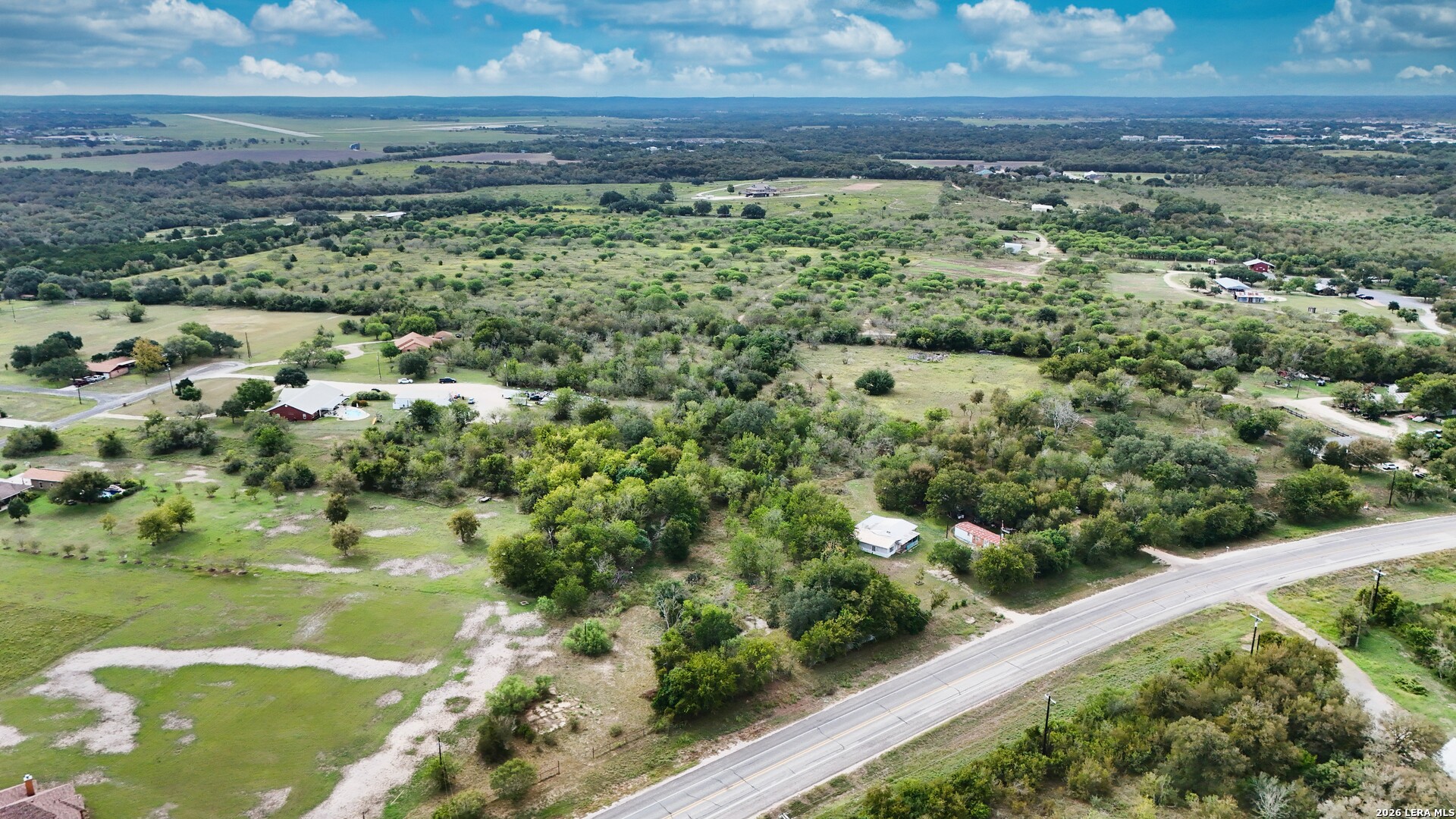 2127 E Us Highway 90, Seguin, TX 78155
