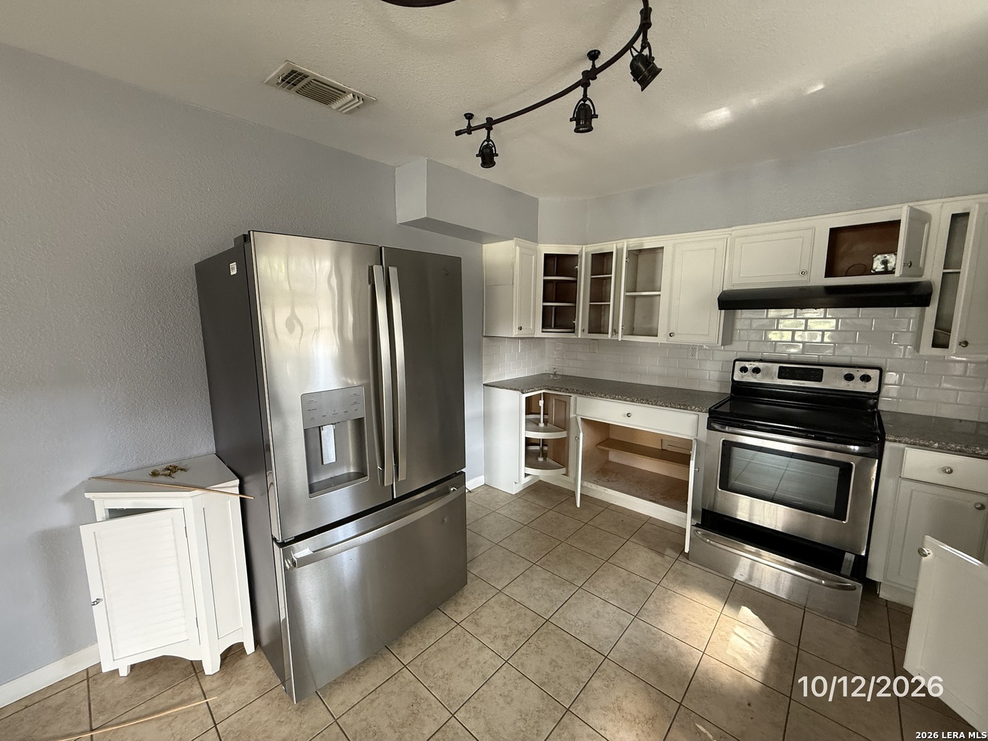 1804 N Hamilton St, San Antonio, TX 78201