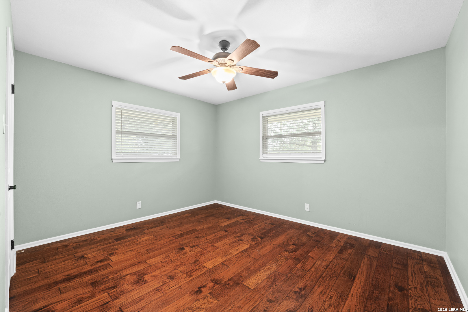 325 MEADOWBROOK DR, Hollywoodpark, TX 78232