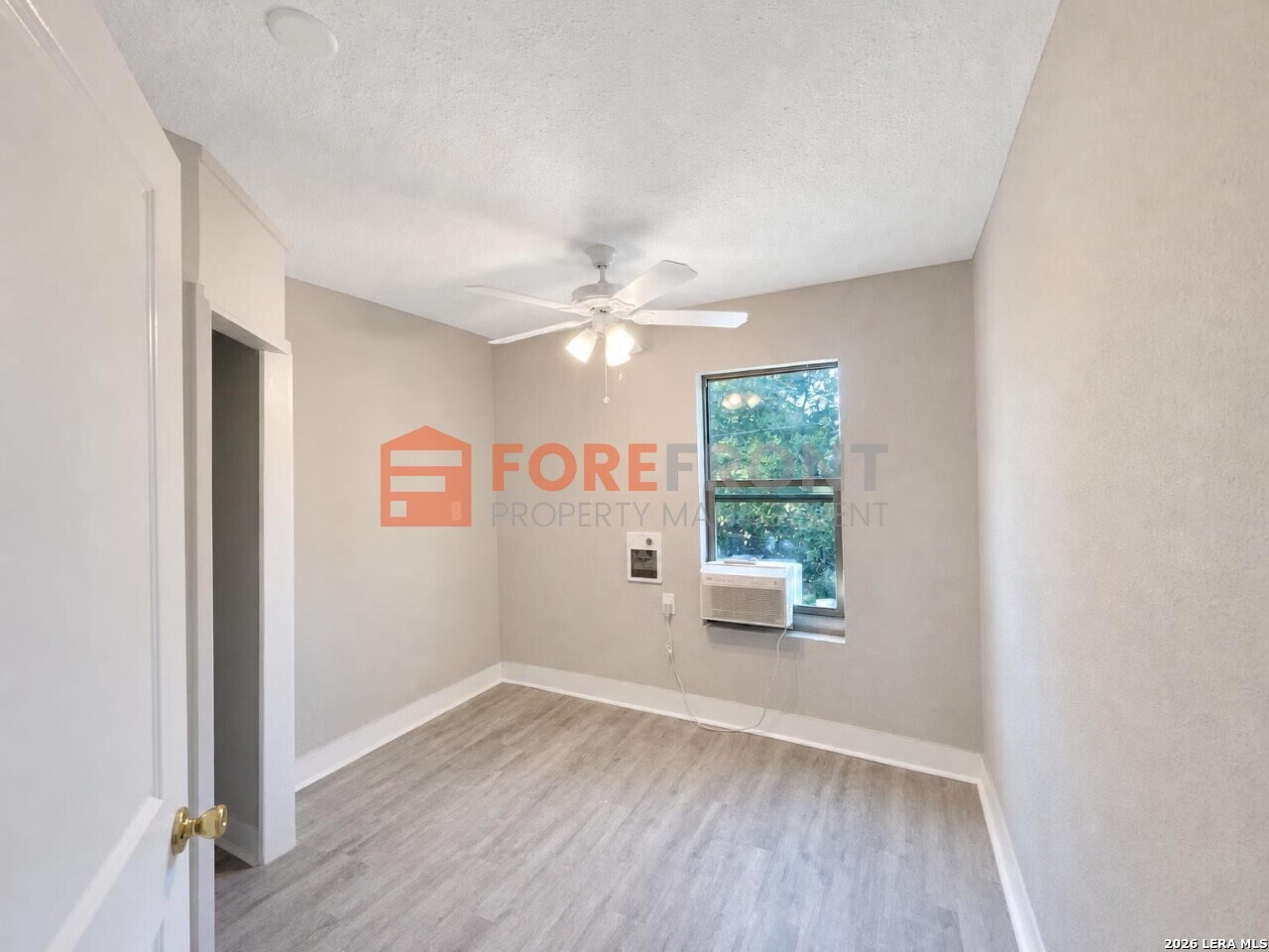 147 Livingston, San Antonio, TX 78214