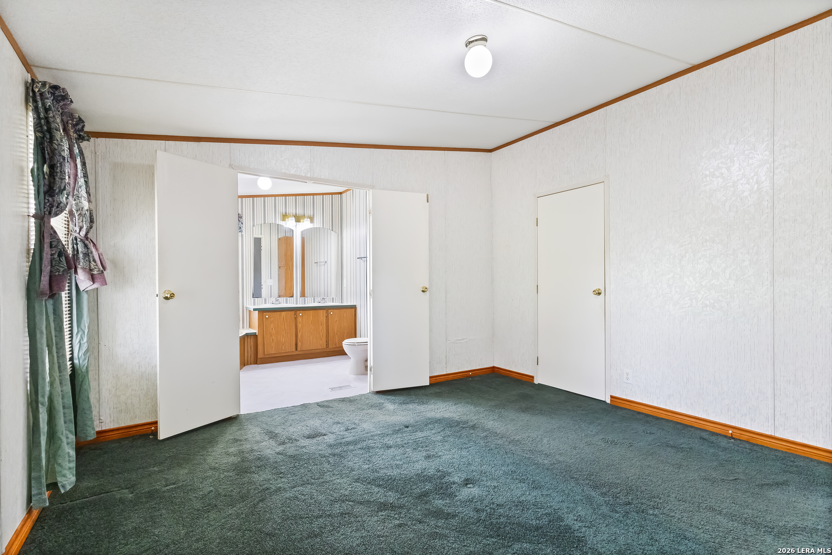 4320 County Road 331, Floresville, TX 78114