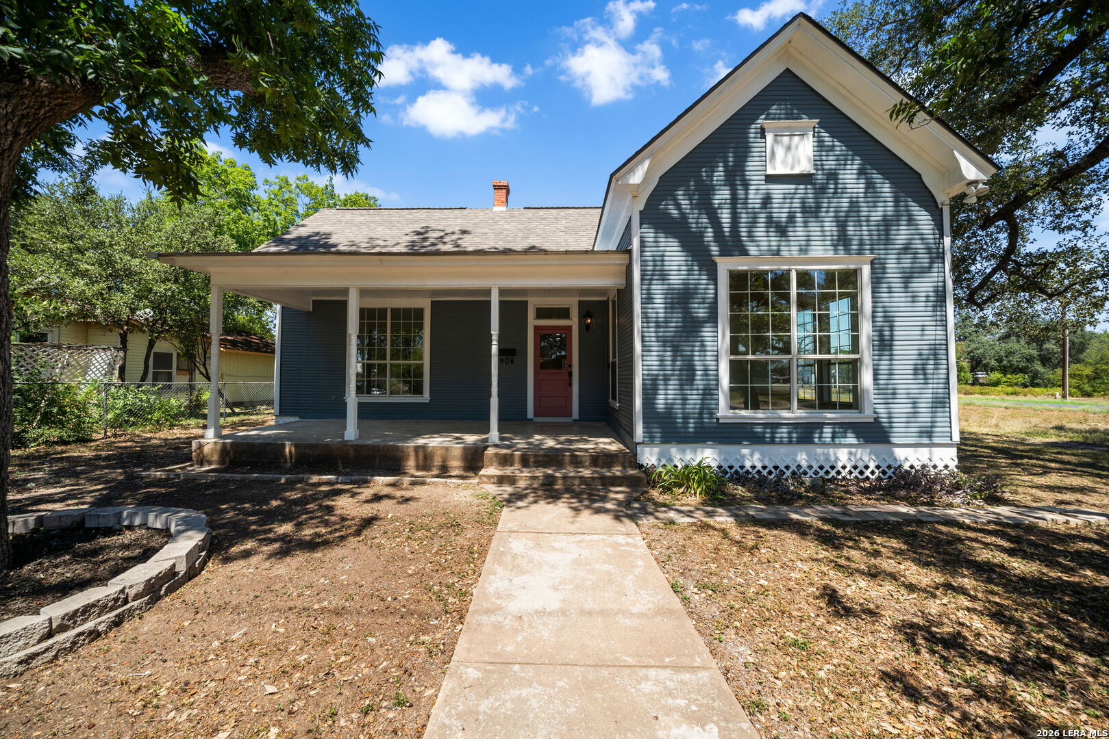 904 17TH ST, Hondo, TX 78861