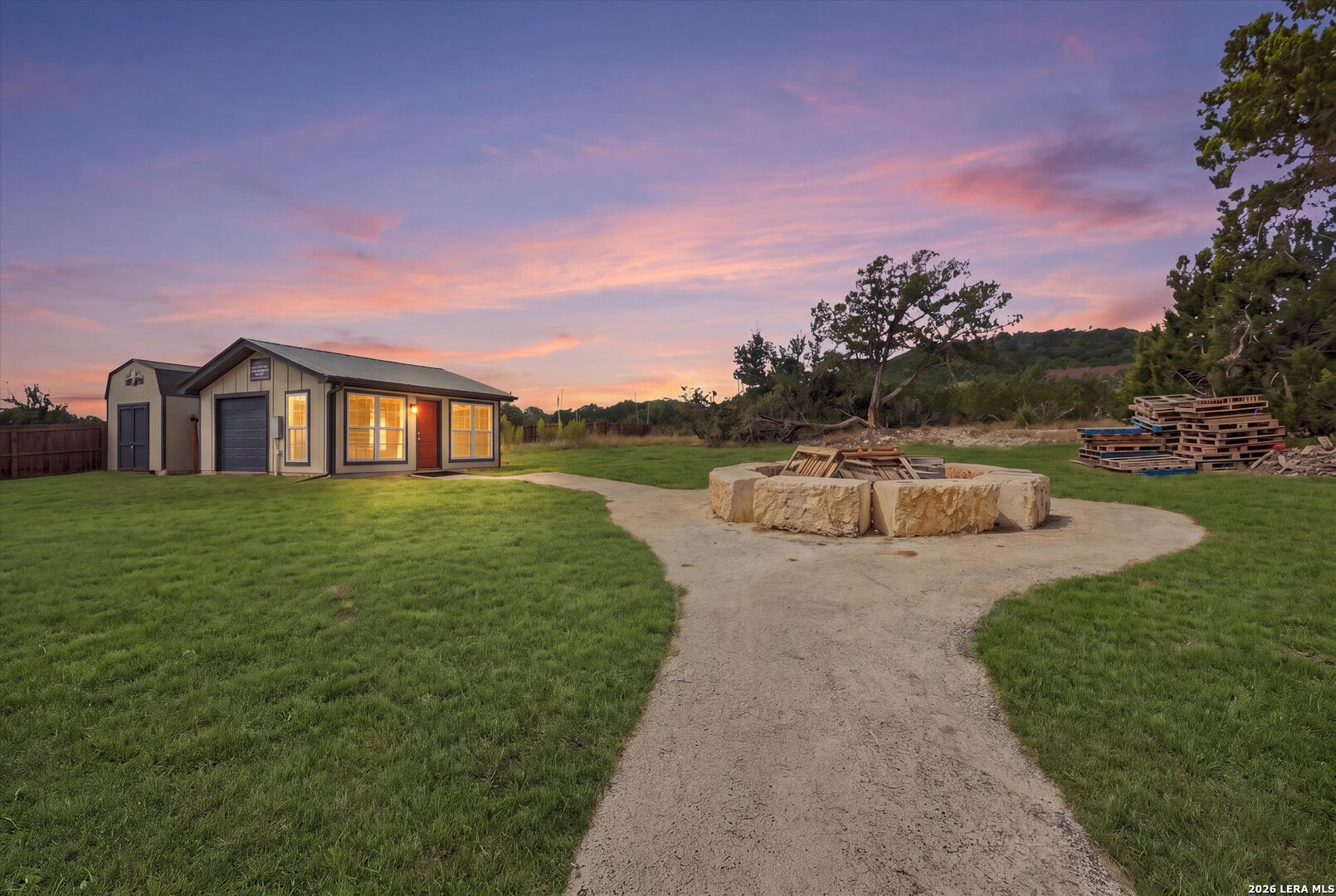 526 CHEYENNE TRL, Pipe Creek, TX 78063