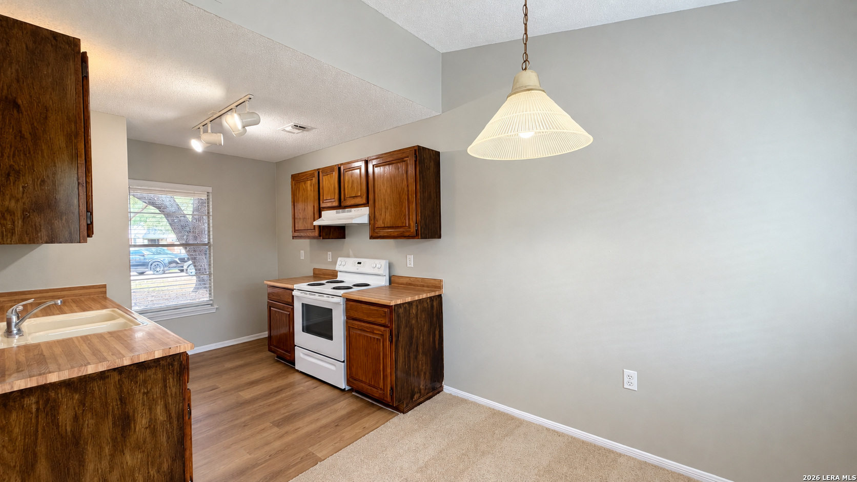 3714 CANDLEKNOLL CIR, San Antonio, TX 78244