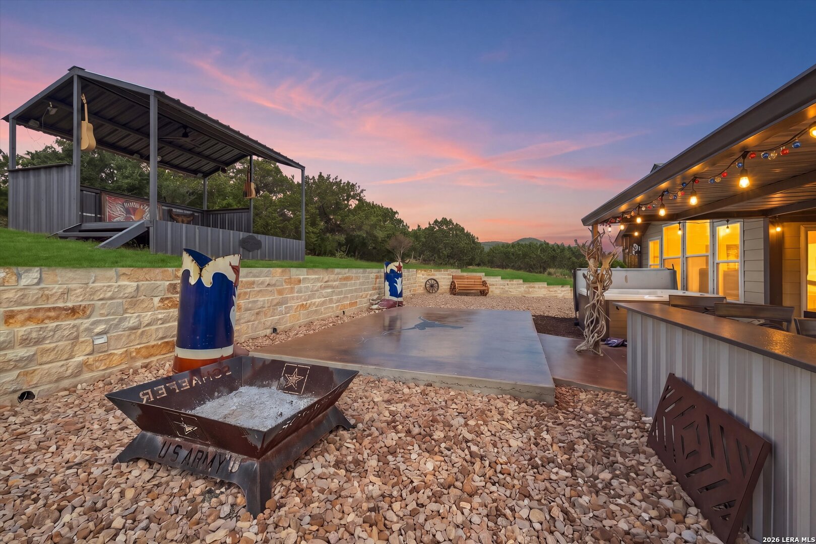 526 CHEYENNE TRL, Pipe Creek, TX 78063